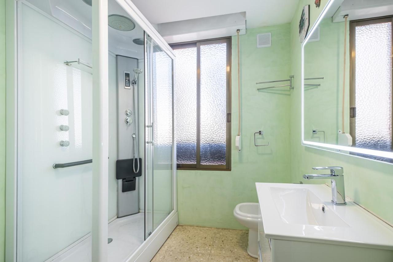 Appartamento Lux Center 5-D Benidorm Esterno foto